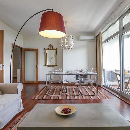 Lovelystay - Spacious 3Br Flat With Ac And Balcony Porto Exterior foto